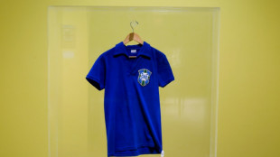 Pele's World Cup jersey fetches $4.9 million at US auction