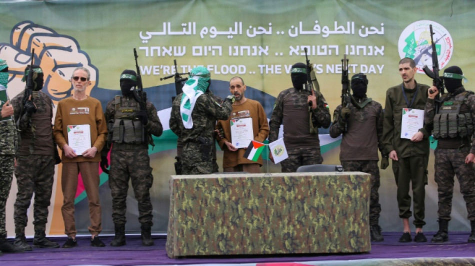 Le Hamas reporte la prochaine lib&eacute;ration d'otages, Isra&euml;l se pr&eacute;pare &agrave; tous les sc&eacute;narios