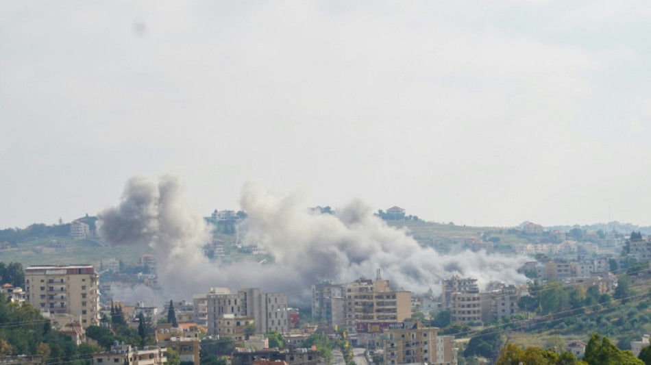 Liban: Isra&euml;l &eacute;tend ses op&eacute;rations terrestres, nouvelles frappes dans le sud