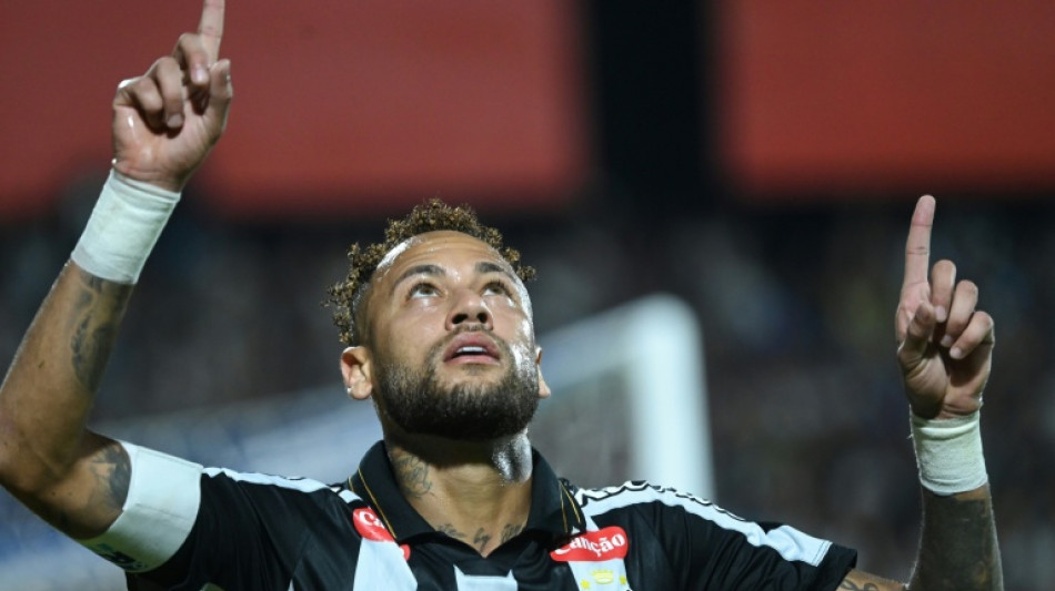 Santos tiene mar tranquilo en la Copa Sudamericana, pero Neymar agita las aguas