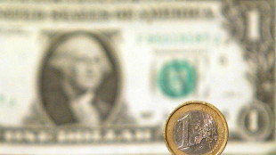 L'euro a 1,1077 sul dollaro, ai massimi da settembre 2024