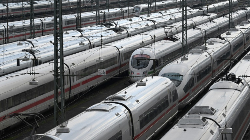 Eisenbahngewerkschaft will gegen Mittag Entscheidung verk&uuml;nden