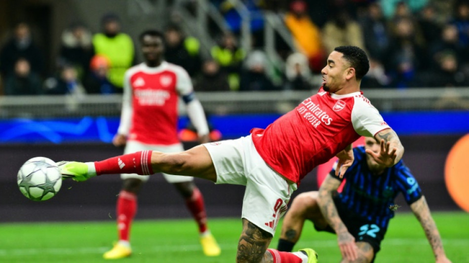 Jesus fires Arsenal past Inter and into Champions League last 16