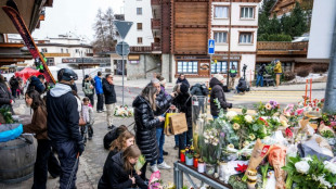 Schweiz: Feuer durch Feuerwerksfont&auml;nen auf Champagnerflaschen ausgel&ouml;st