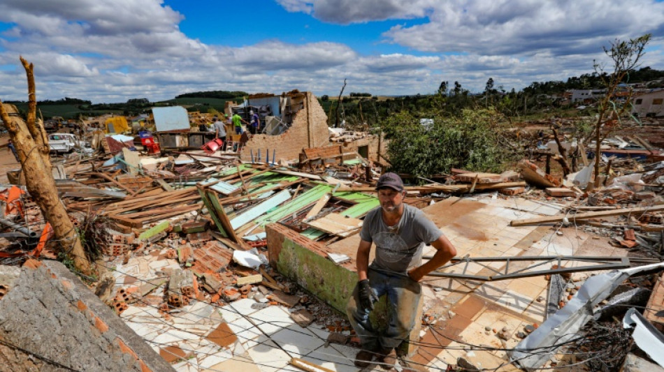 Tornado kills six, injures 750 as it wrecks southern Brazil town