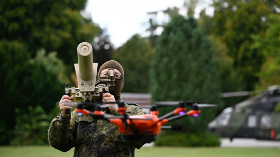 Dobrindt will Drohnenabschuss unter Bedingungen erlauben