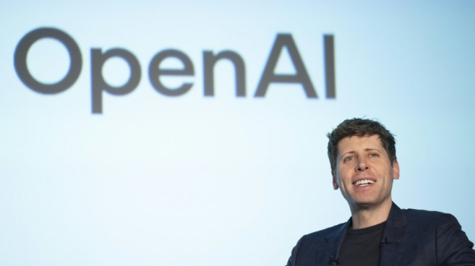 OpenAI permitir&aacute; conte&uacute;do er&oacute;tico no ChatGPT para adultos verificados