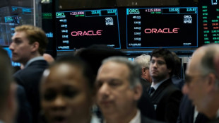Wall Street ouvre en l&eacute;g&egrave;re hausse 