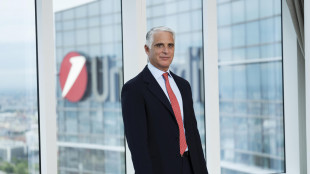Unicredit, qualsiasi insinuazione di Commerz su adesioni &egrave; priva di fondamento