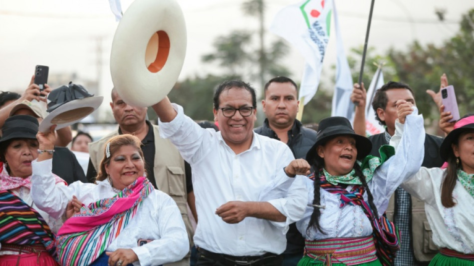 MP do Peru pede pena de pris&atilde;o para candidato de esquerda &agrave;s v&eacute;speras do 2&ordm; turno