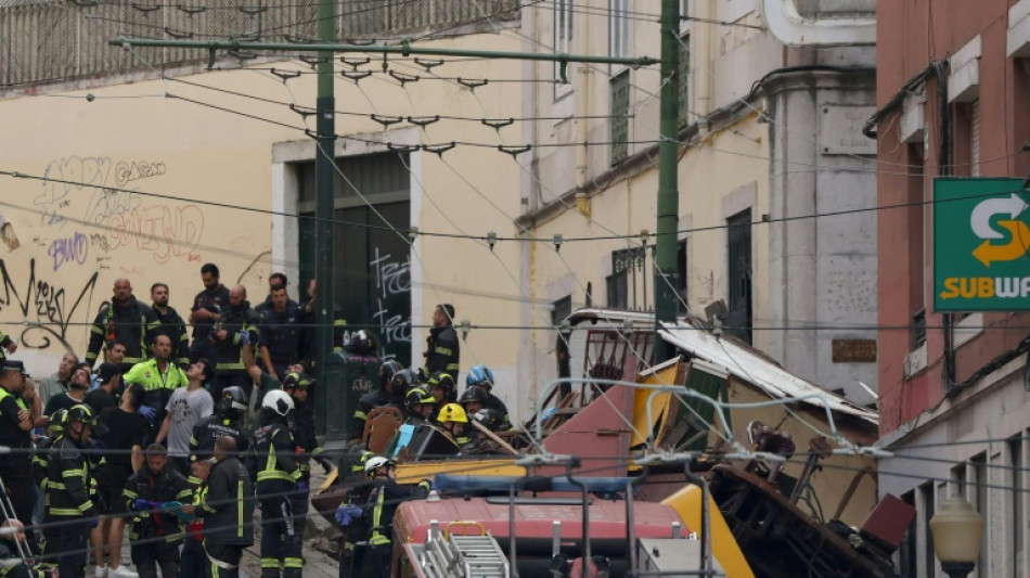 Plusieurs morts et des bless&eacute;s graves dans l'accident d'un funiculaire &agrave; Lisbonne