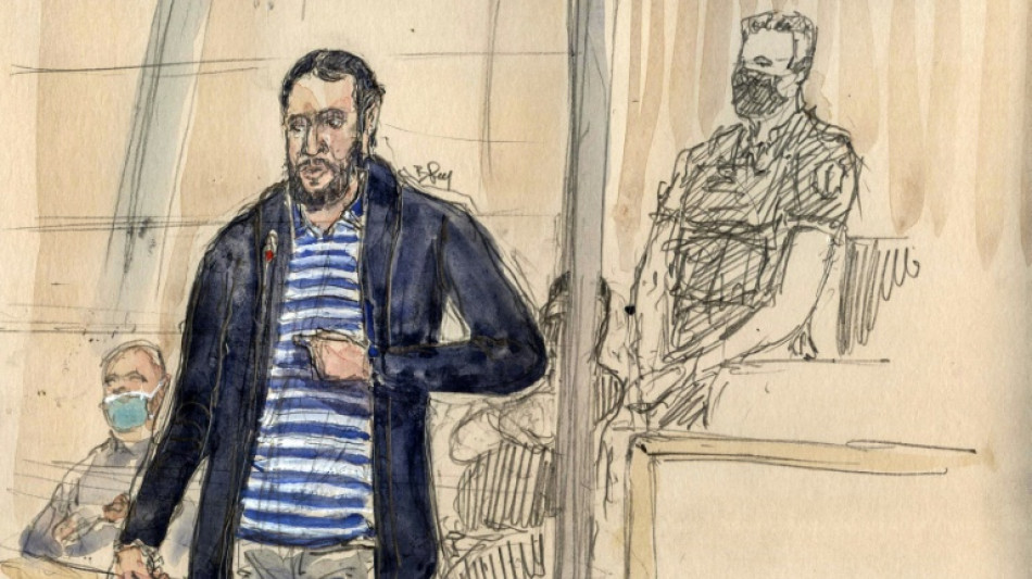 L'ex-compagne de Salah Abdeslam mise en examen pour une cl&eacute; USB ill&eacute;gale et un projet d'attentat