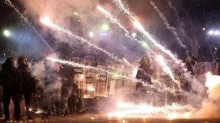 En G&eacute;orgie, une vingtaine de bless&eacute;s apr&egrave;s une nouvelle nuit de mobilisation pro-UE