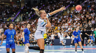Kraftakt: DHB-Frauen qu&auml;len sich bei EM-Generalprobe zum Sieg