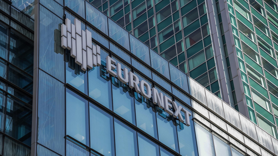 Borsa: Europa positiva in chiusura, Parigi +1,7%, Londra +0,99%