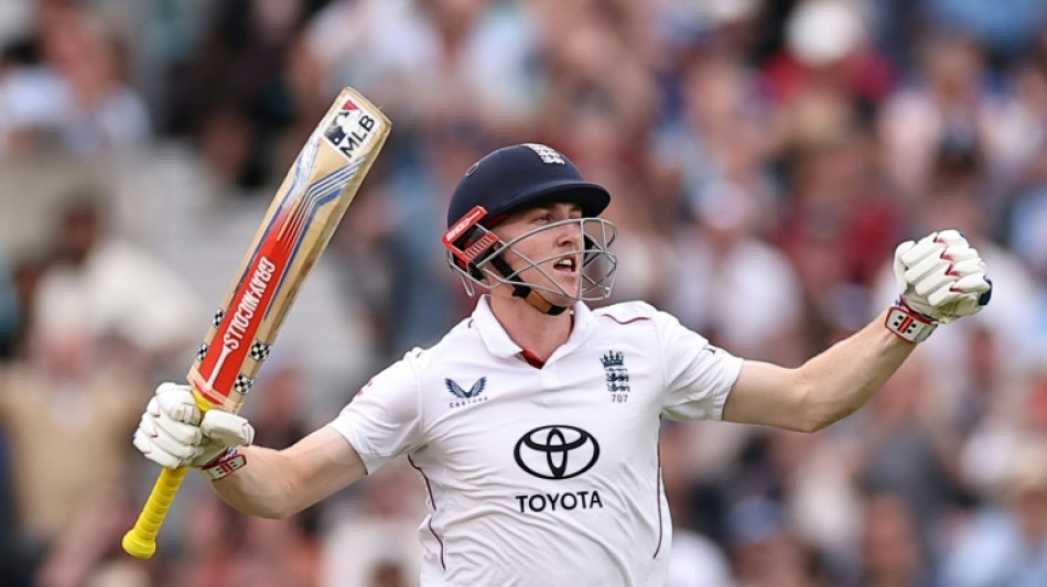 Brook and Root run riot as England eye stunning win in India decider 