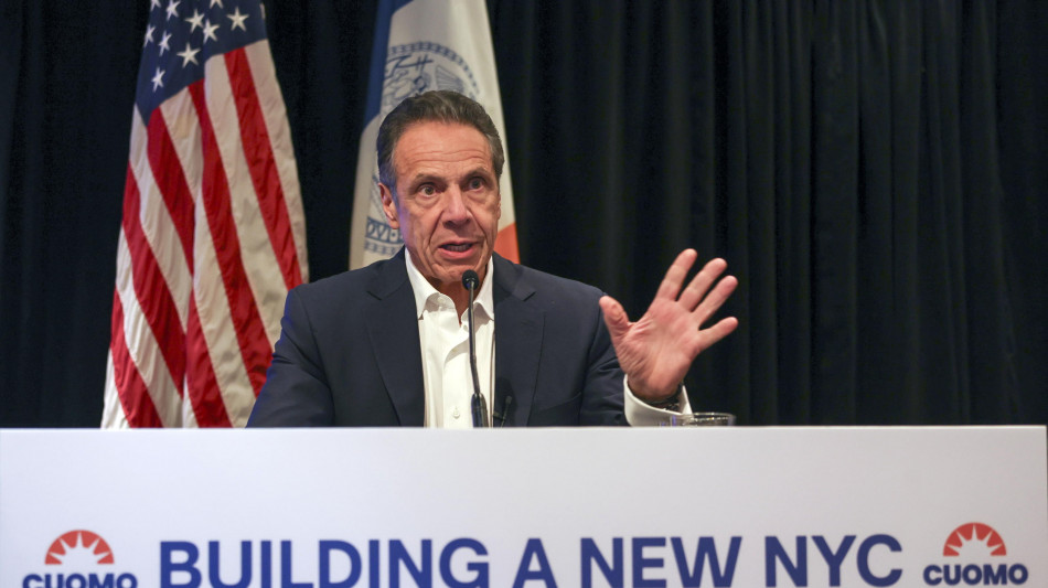 Trump minaccia taglio fondi a New York, votate per Cuomo