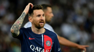 PSG perde para Clermont na despedida de Messi; Auxerre &eacute; rebaixado