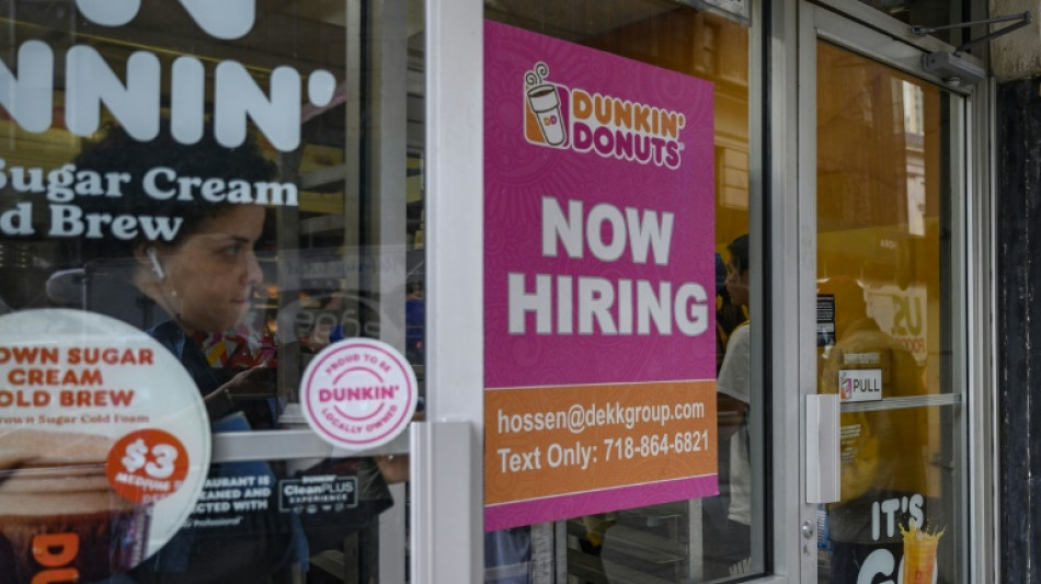 US private sector hiring undershoots expectations: ADP