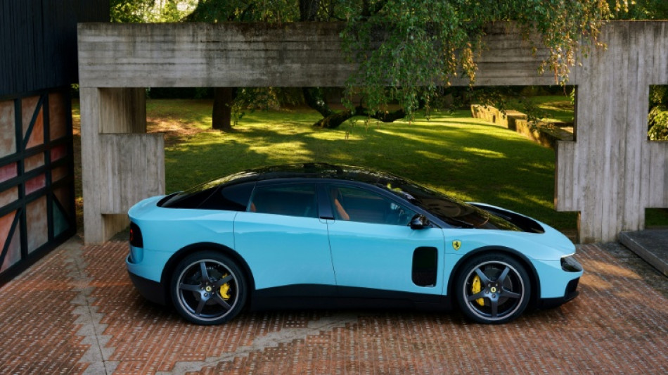Ferrari presenta su primer veh&iacute;culo el&eacute;ctrico