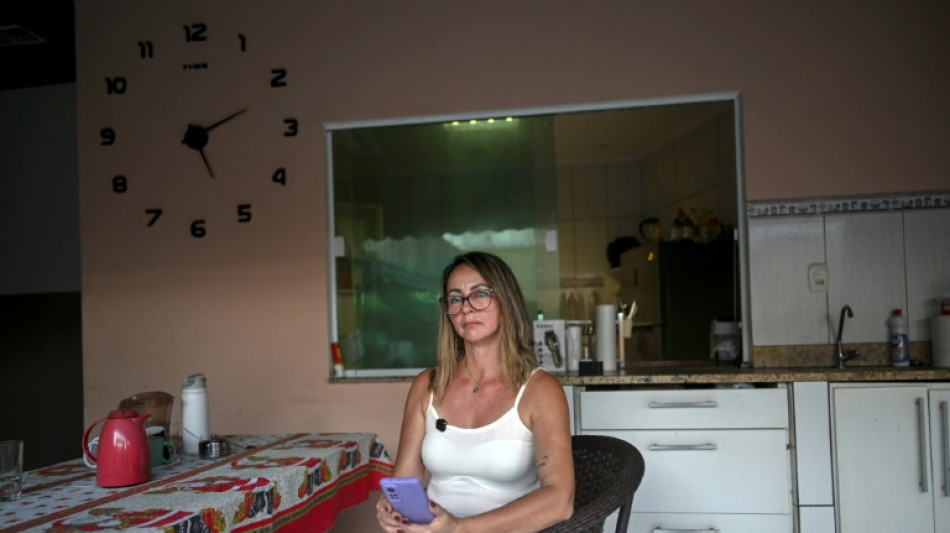Apu&ntilde;alada por decir "no": &iquest;La misoginia online alimenta la violencia en Brasil?
