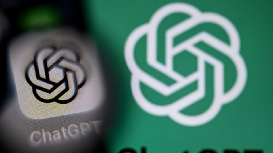 Ap&oacute;s tr&ecirc;s anos de hegemonia, d&uacute;vidas e concorr&ecirc;ncia desafiam a OpenAI