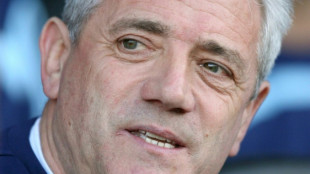 Kevin Keegan, lenda do futebol ingl&ecirc;s, revela c&acirc;ncer em est&aacute;gio avan&ccedil;ado