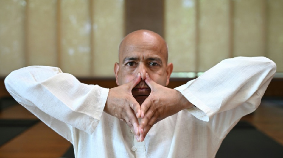 Indian guru urges broader view of yoga