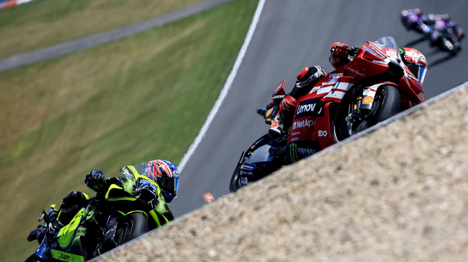 MotoGp: Olanda; tripletta Aprilia ad Assen, vince Ogura, poi Fernandez e Martin