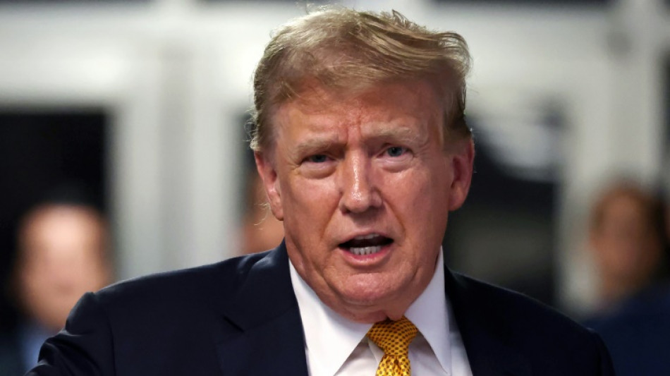 Trump a de nouveau demand&eacute; l'abandon de son proc&egrave;s en Floride