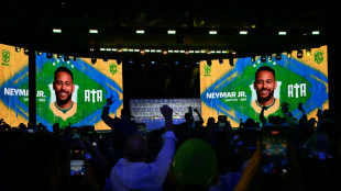 Santos comemora convoca&ccedil;&atilde;o, mas Neymar &eacute; d&uacute;vida para jogo da Sul-Americana