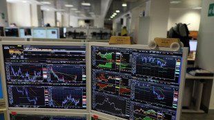 Borsa: Europa e Usa sotto lo scacco dei dazi, Milano -3,6%