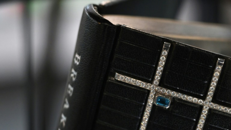 Le livre "Petit d&eacute;jeuner chez Tiffany" couvert de diamants pour 1,5 million de dollars