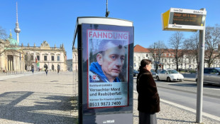 Suche nach fl&uuml;chtigen mutma&szlig;lichen RAF-Terroristen: Mehrere Durchsuchungen in Berlin