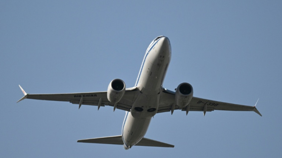 Leasing firm SMBC orders 200 planes from Airbus and Boeing