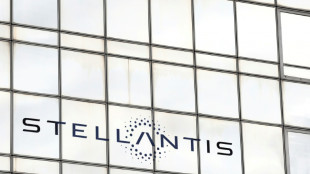 Crash &eacute;lectrique pour Stellantis, qui annonce la deuxi&egrave;me plus lourde perte pour un groupe fran&ccedil;ais