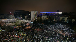 "Korruption t&ouml;tet": Zehntausende protestieren in Belgrad gegen serbische Regierung