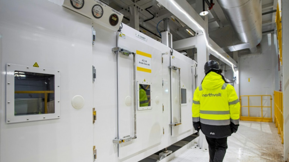 Batteries pour v&eacute;hicules &eacute;lectriques: le su&eacute;dois Northvolt va supprimer 1.600 emplois