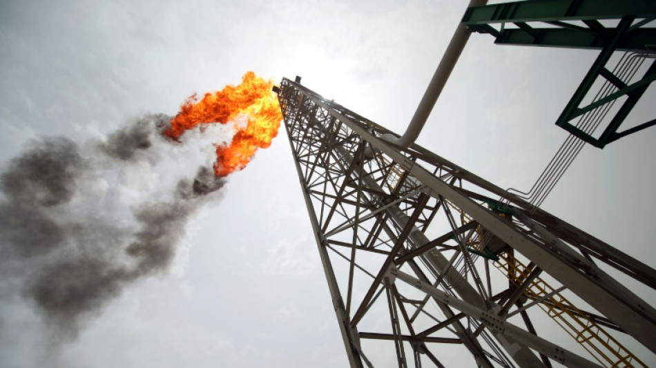 L'Ukraine fait &agrave; nouveau flamber le p&eacute;trole, le Brent bondit de plus de 5%