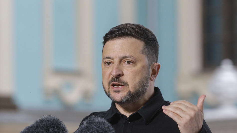 Zelensky, 'Putin oggi ha scelto la guerra'