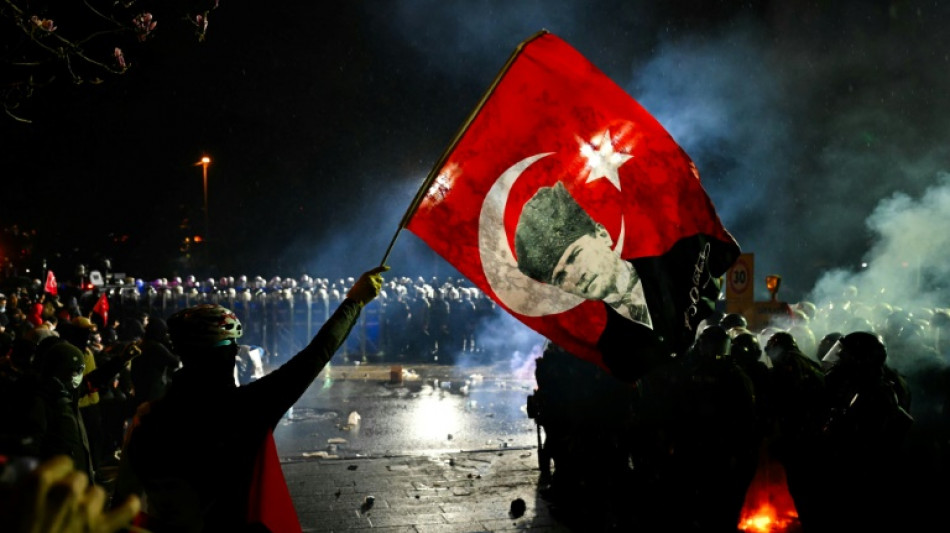 Turquie: la rue toujours mobilisée après l'incarcération du maire d'Istanbul