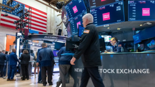 Wall Street en ordre dispers&eacute;, respiration apr&egrave;s une s&eacute;rie de records
