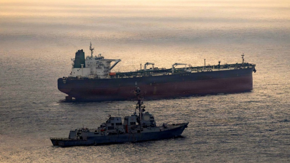 Le p&eacute;trole chute, avec les espoirs d'une r&eacute;ouverture du d&eacute;troit d'Ormuz