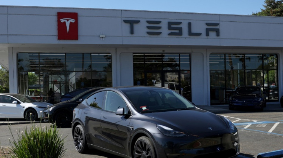 L'action du groupe Tesla d'Elon Musk, soutien de Trump, bondit de 13% dans les &eacute;changes d'avant-s&eacute;ance