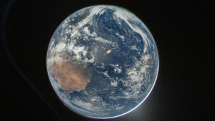 'Extraordinary' views of home as astronauts head towards Moon
