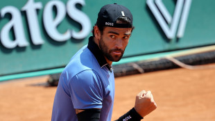 Roland Garros: impresa Berrettini, agli ottavi dopo oltre 5 ore di gioco
