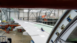 Airbus inspeccionar&aacute; 16 aviones A380 por posibles fisuras en las alas