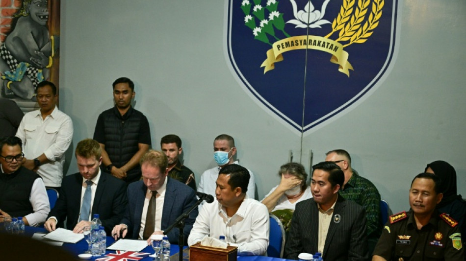 Indon&eacute;sia repatria brit&acirc;nica de 69 anos condenada &agrave; morte por narcotr&aacute;fico