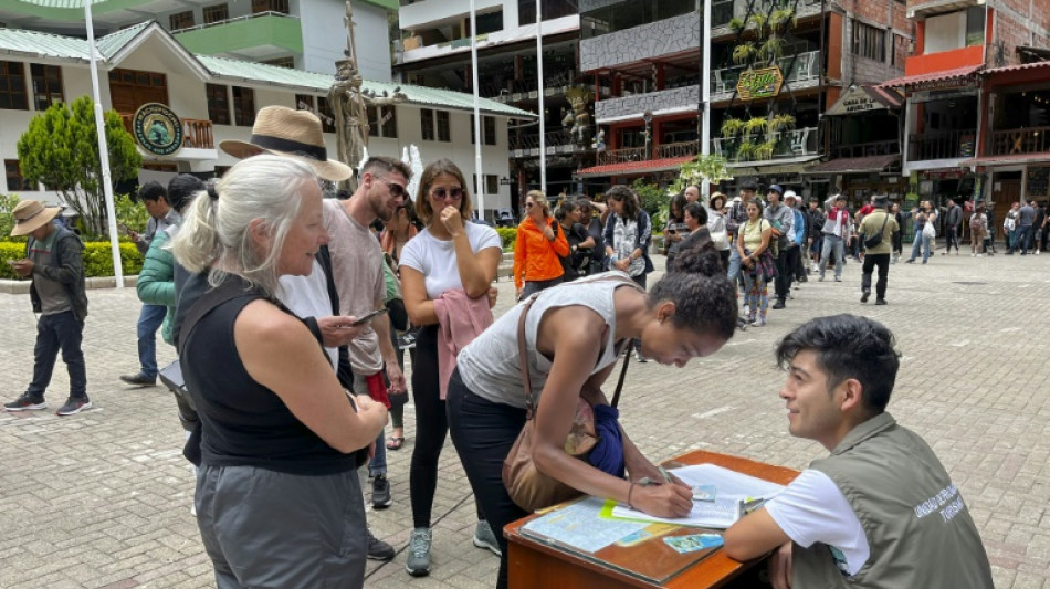 Per&uacute; cierra ingreso a Machu Picchu, joya tur&iacute;stica, por protestas contra el gobierno