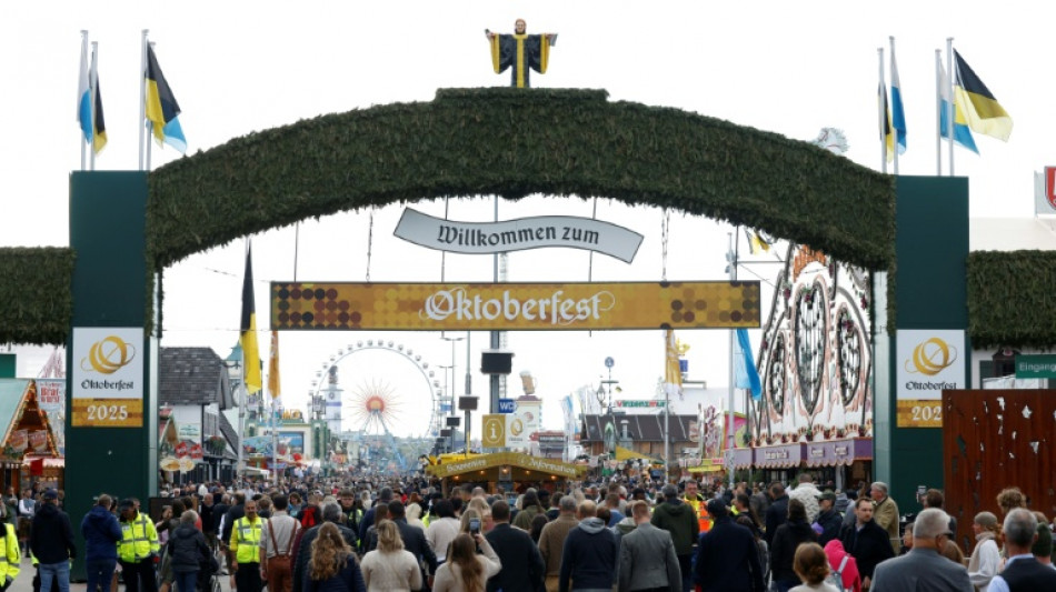 Drohne &uuml;ber M&uuml;nchner Oktoberfest - Polizei ermittelt gegen Georgier